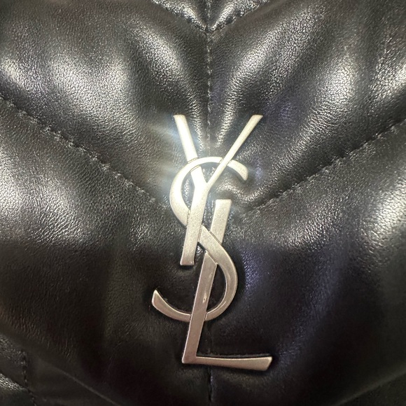 🌸YSL Toy Puffer LouLou🌸 - Picture 3 of 14